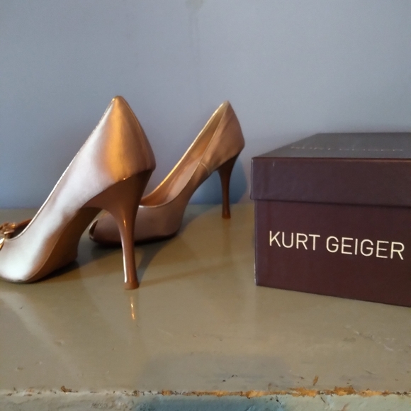 Kurt Geiger UK rose gold Hollywood glamor shoes - Picture 2 of 6